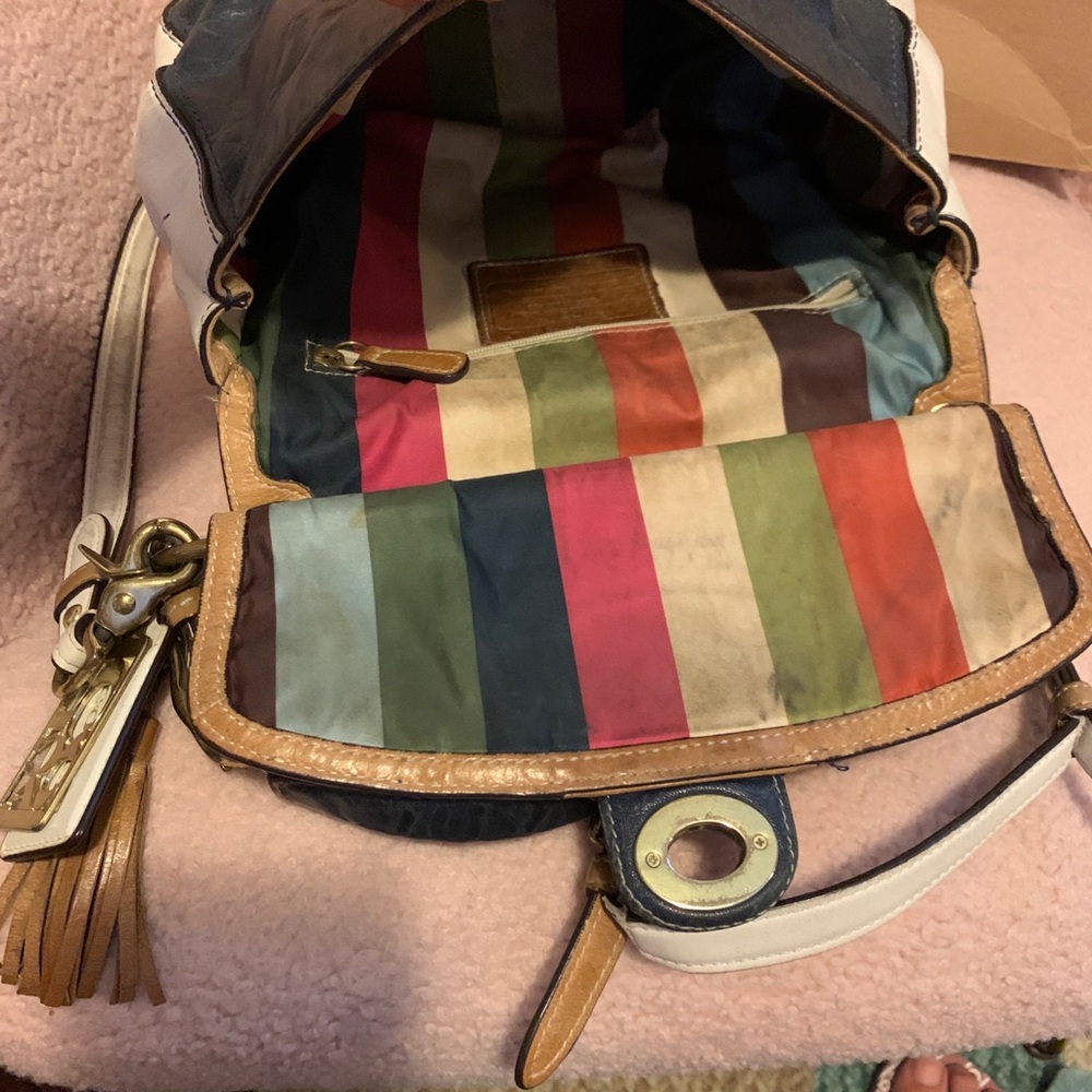 70th Anniversary Coach Navy & Tan Leather Shoulder Bag w/ Hang Tag &Tassel Charm - Picture 13 of 14
